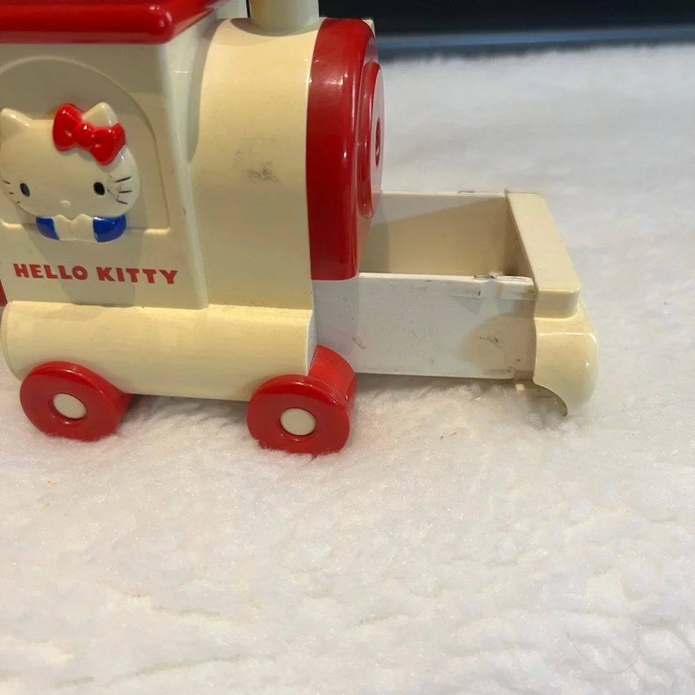 *Rare* Vintage Hello Kitty Retro pencil sharpener Sanrio Japan Vintage 1980’s
